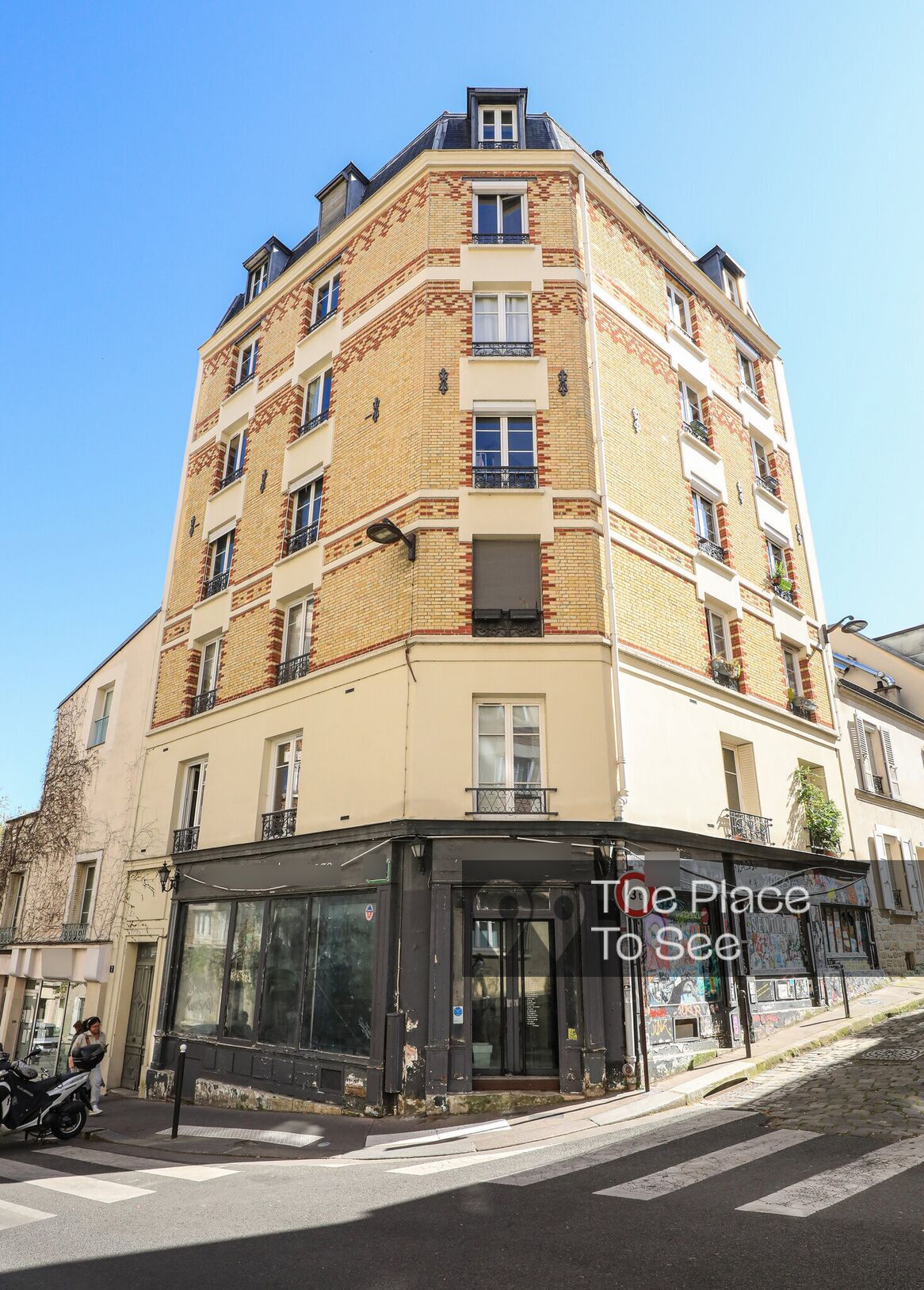 Façade