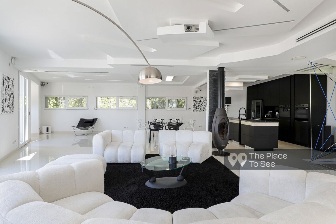 Salon