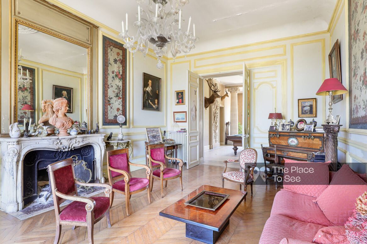 Salon