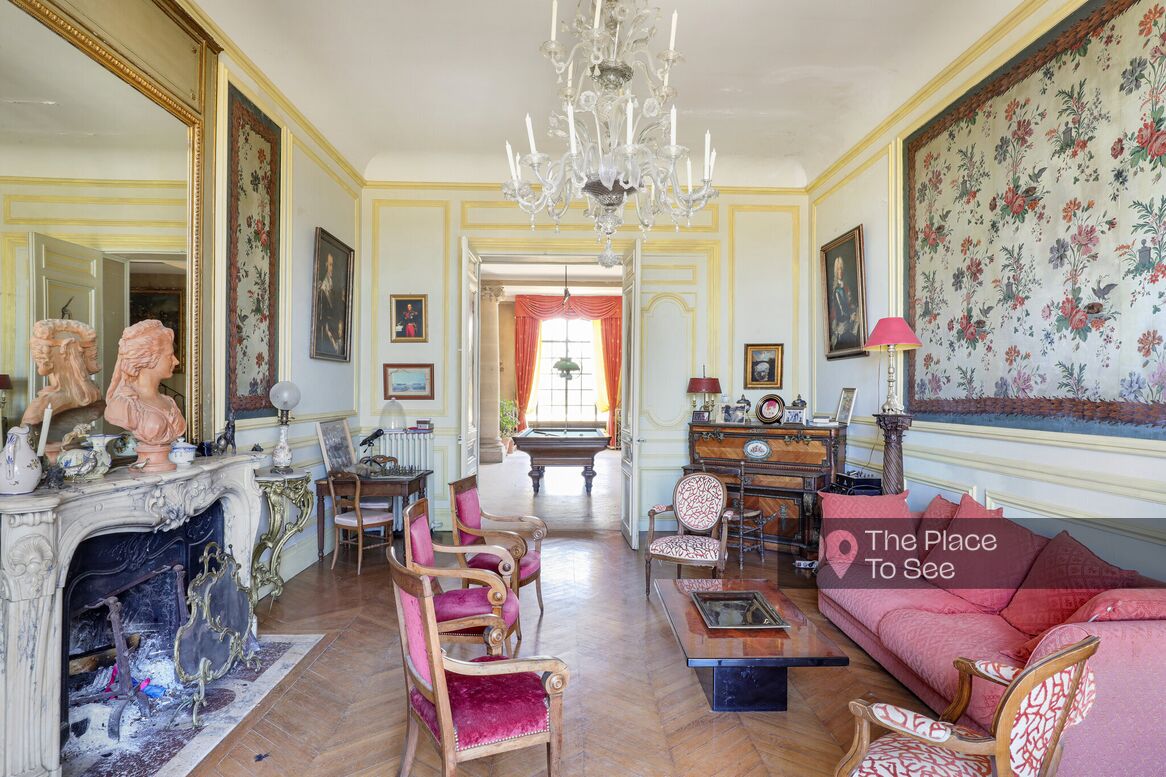 Salon