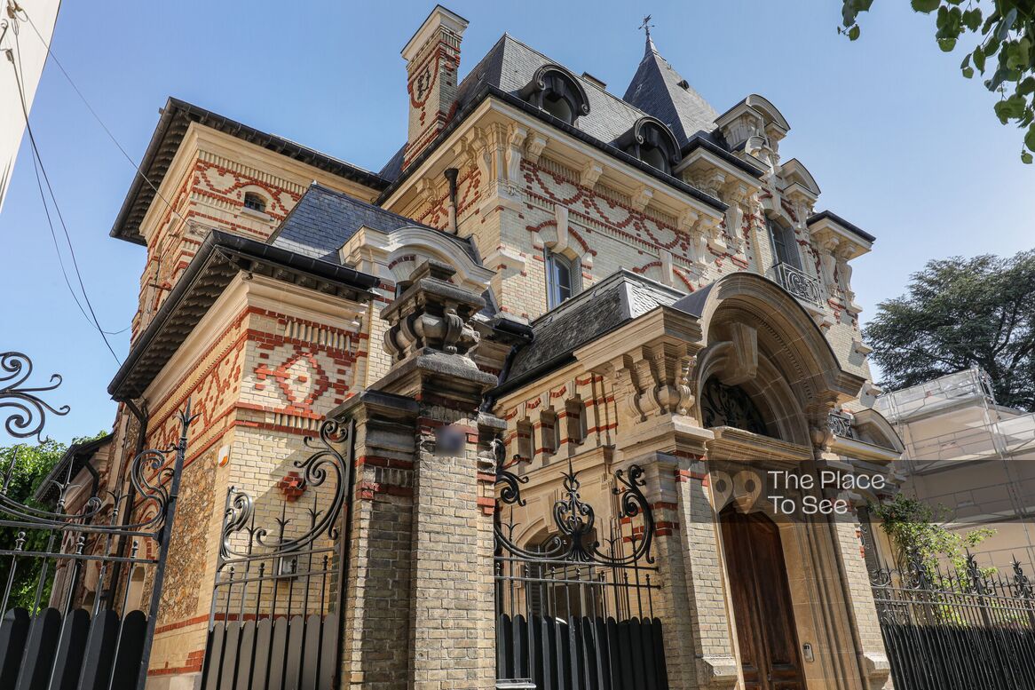 Façade