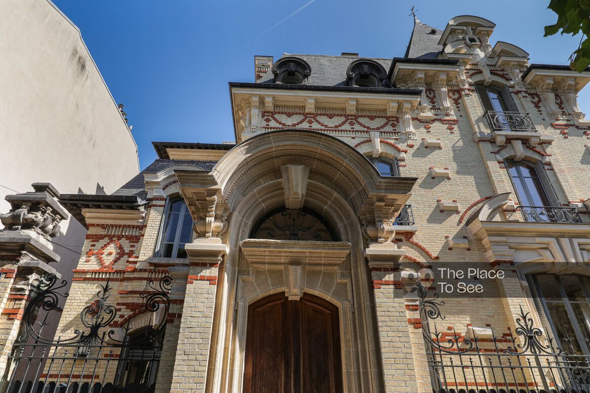 Façade