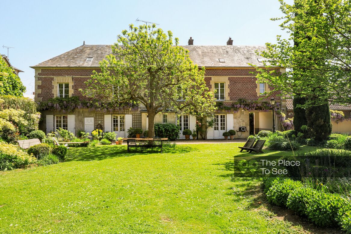 Façade