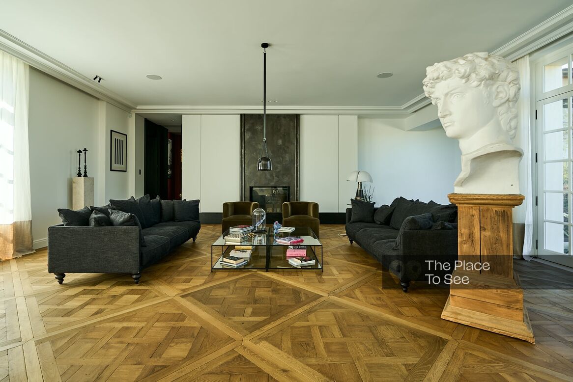Salon