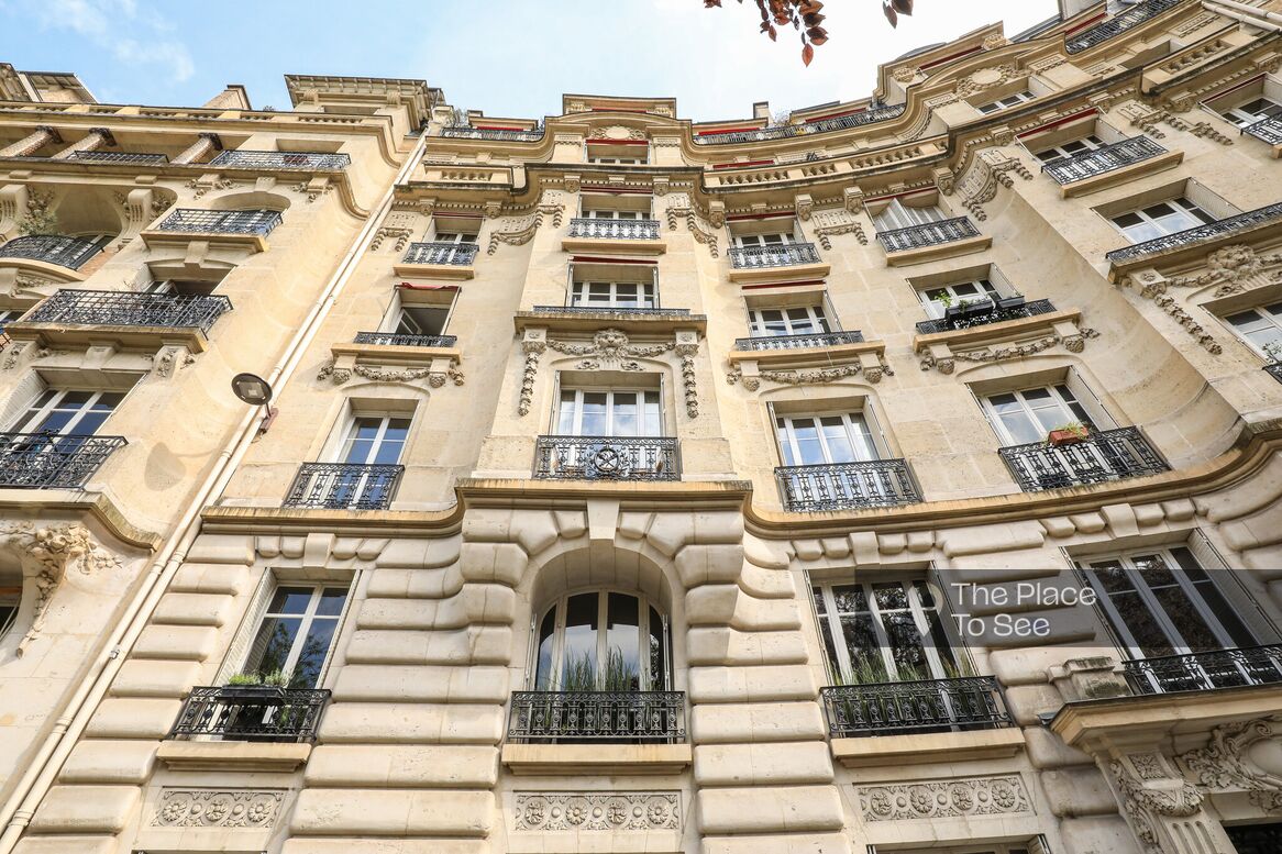 Façade