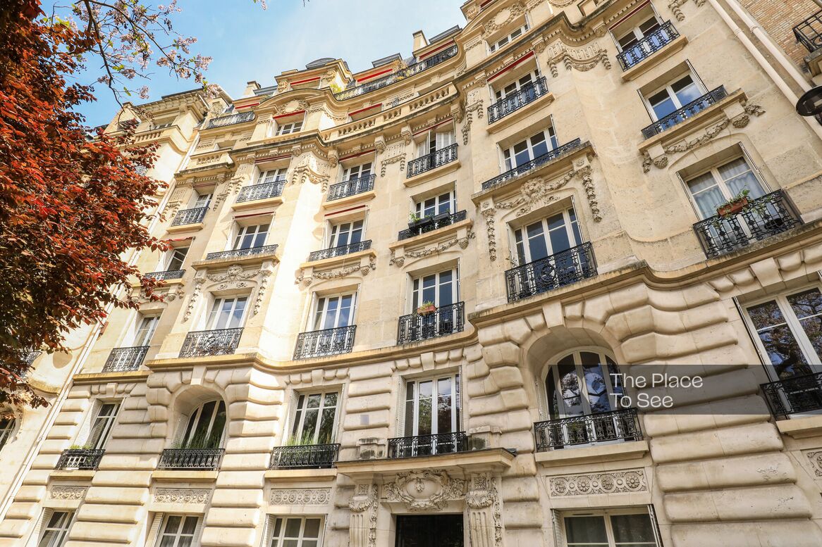 Façade
