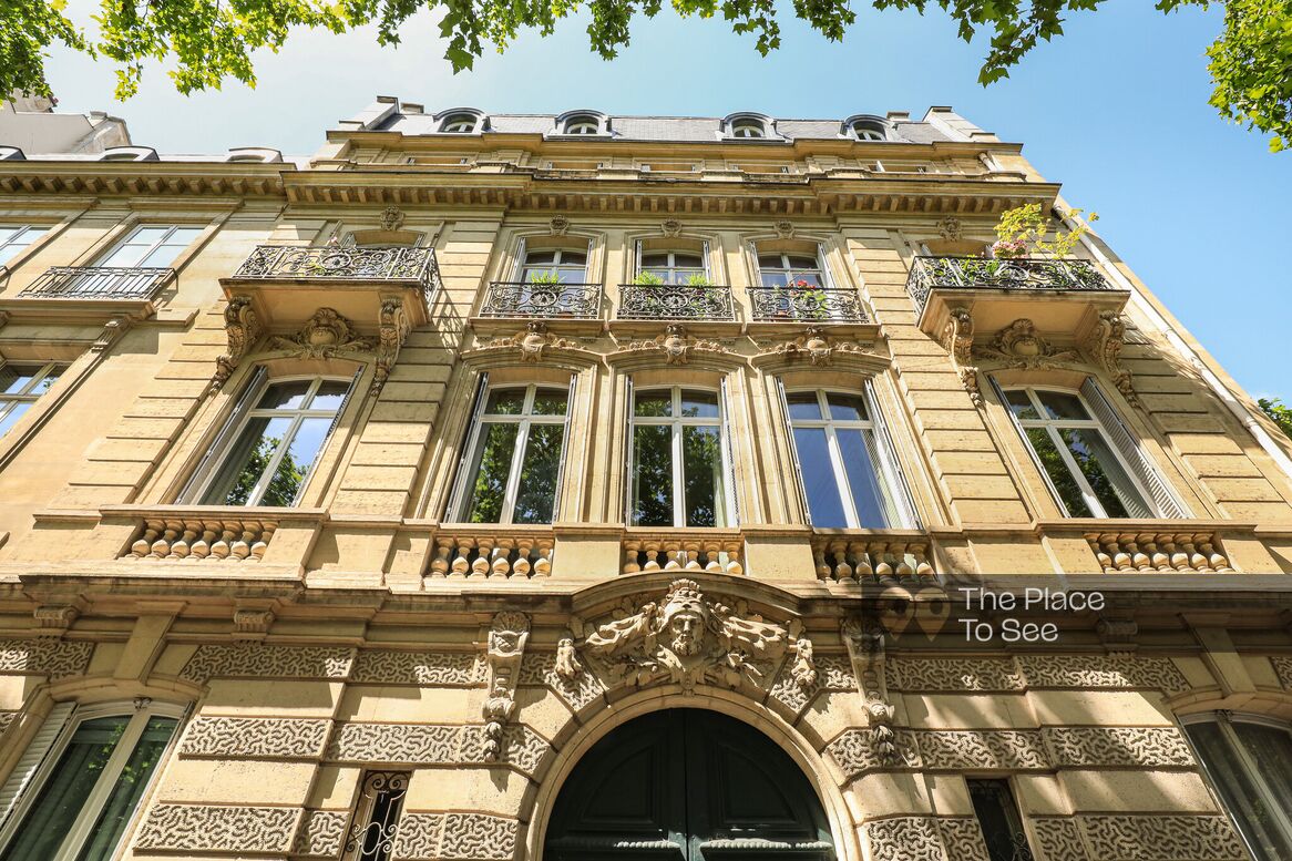 Façade