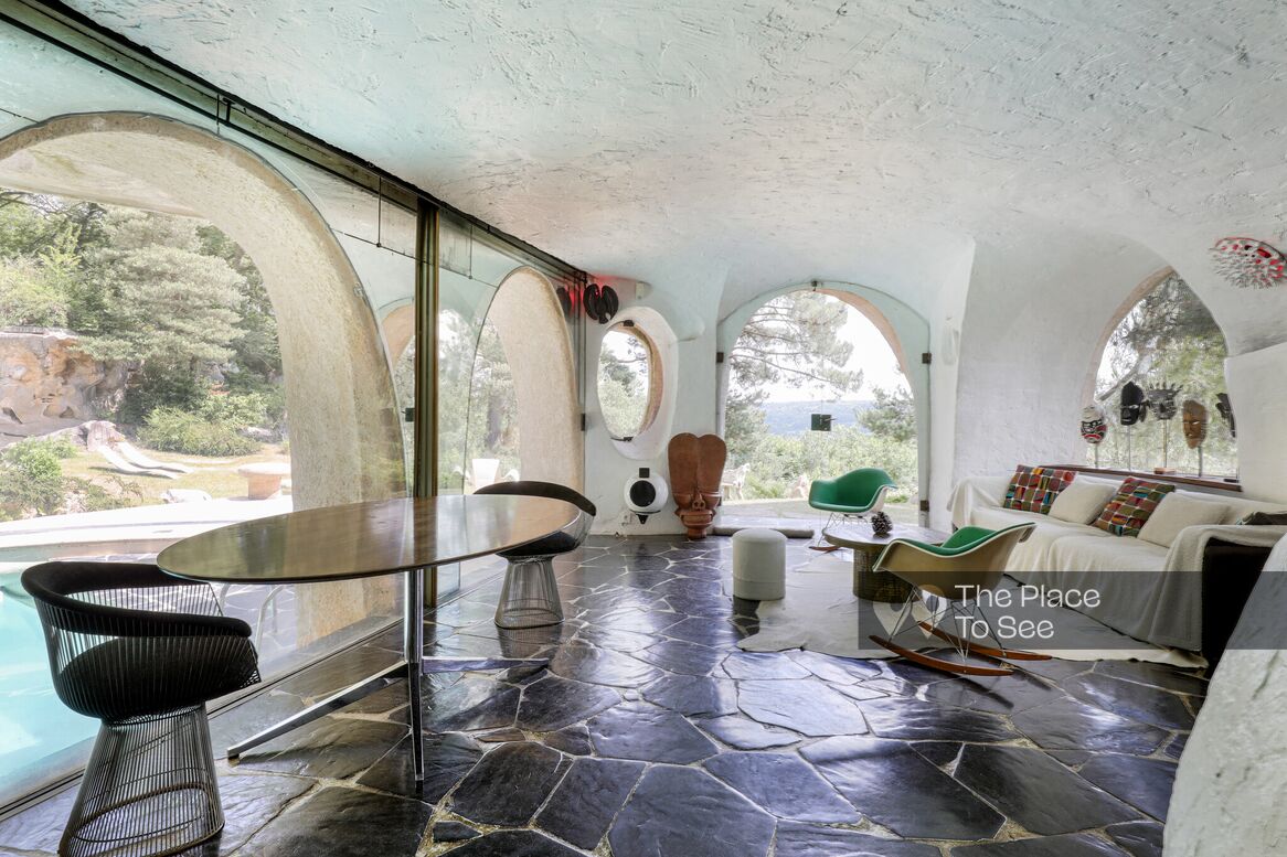 Salon