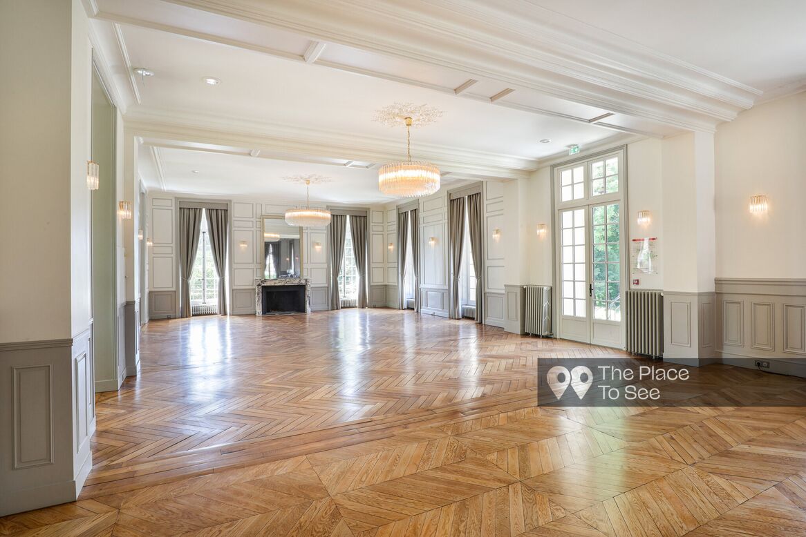 Salon