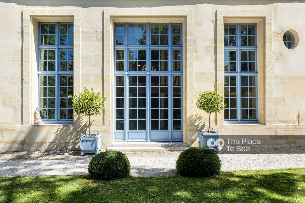 Façade