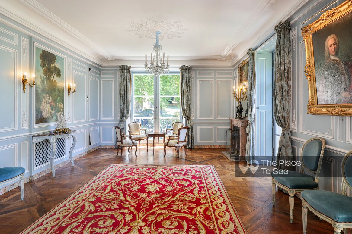 Salon