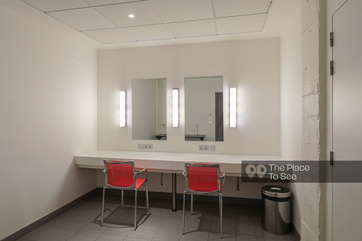 Loge