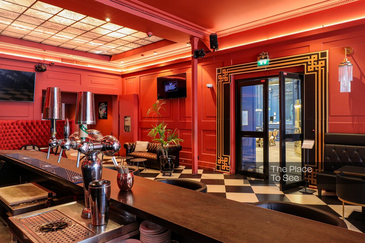 Bar