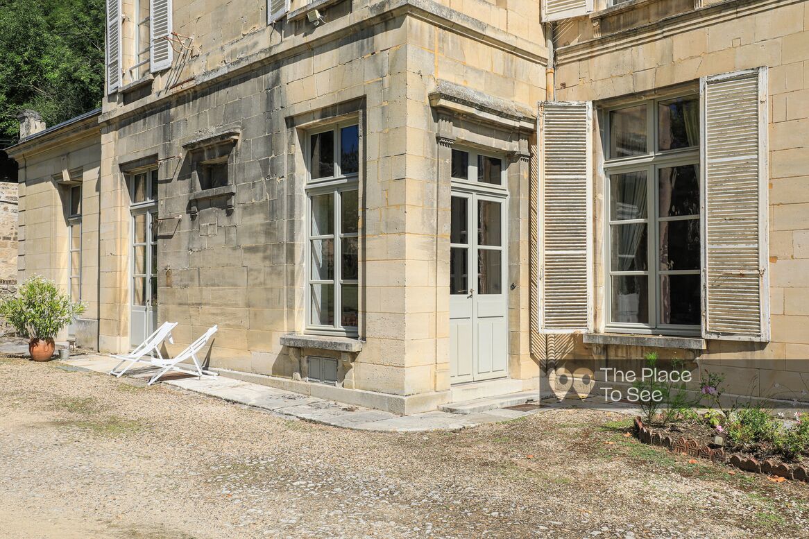 Façade