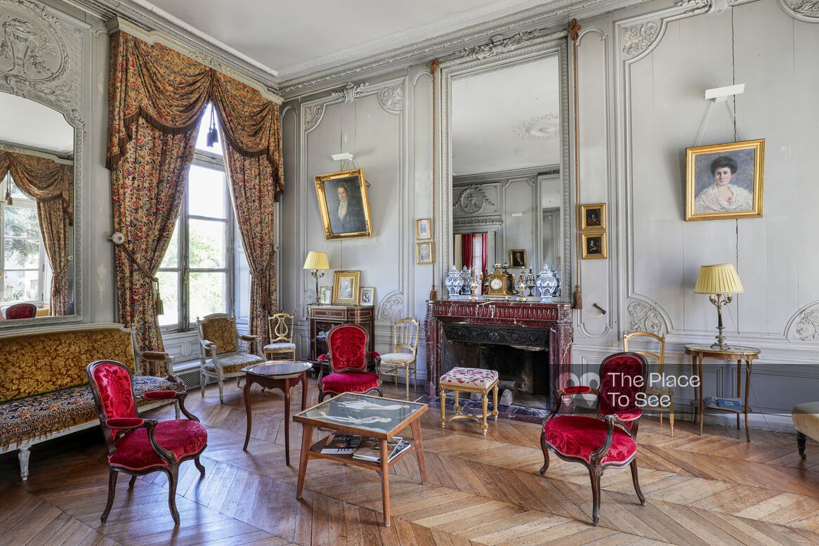 Salon