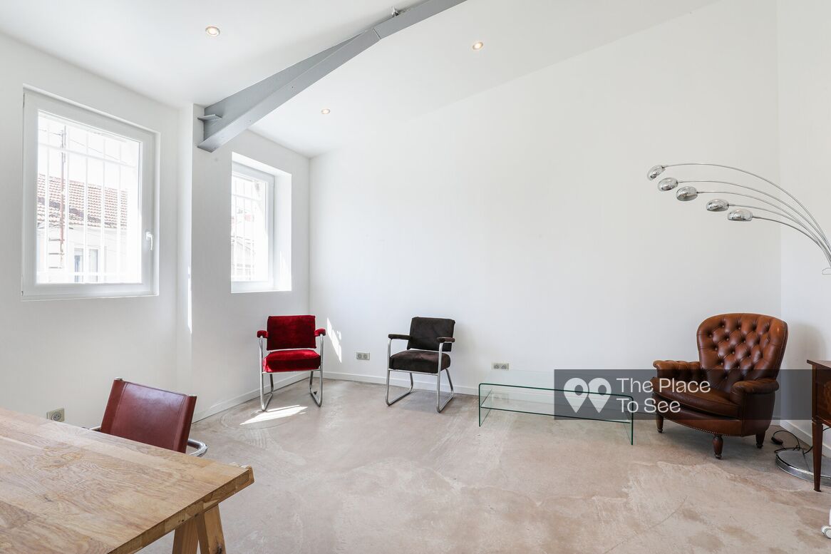 Loge
