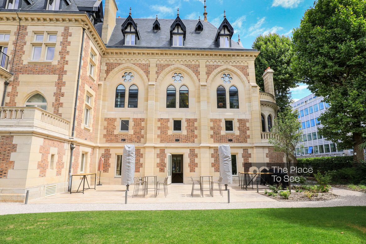 Façade