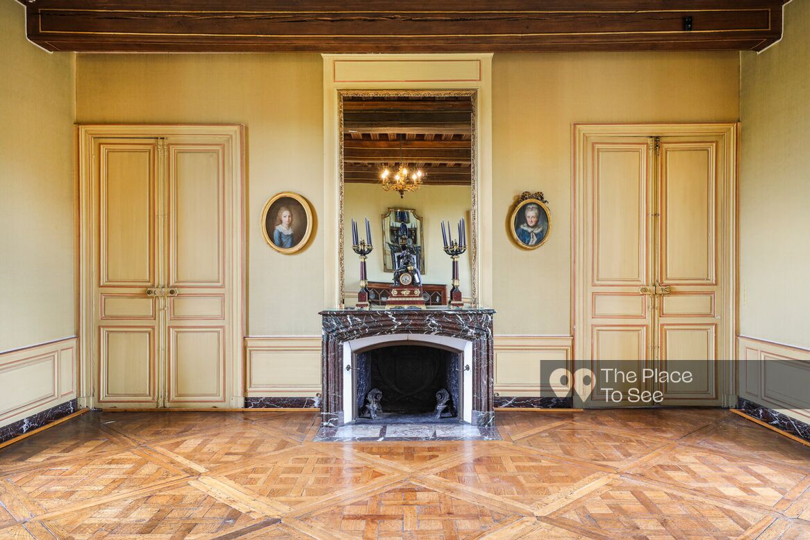 Salon