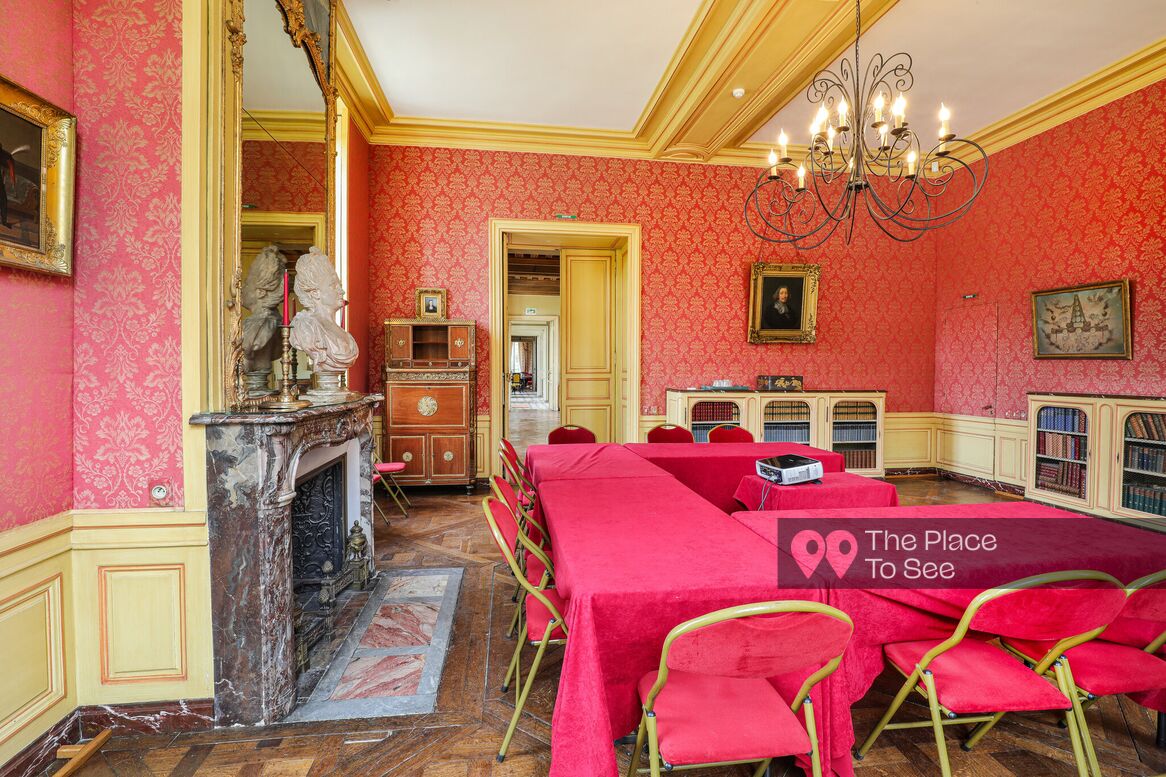 Salon