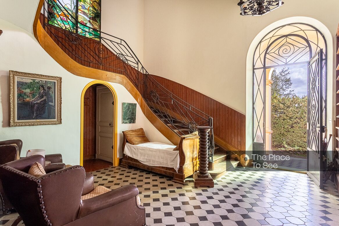 Hall