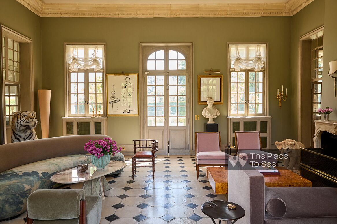 Salon