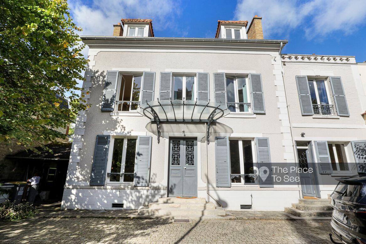 Façade