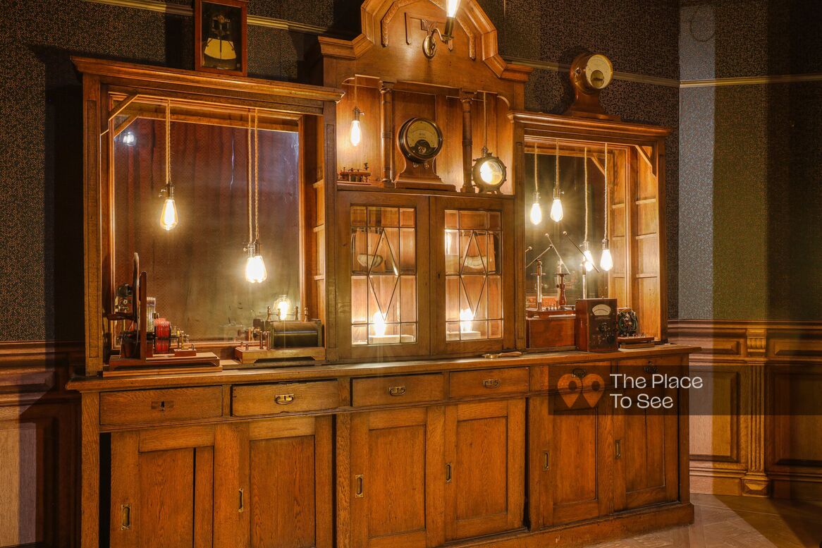 Salon