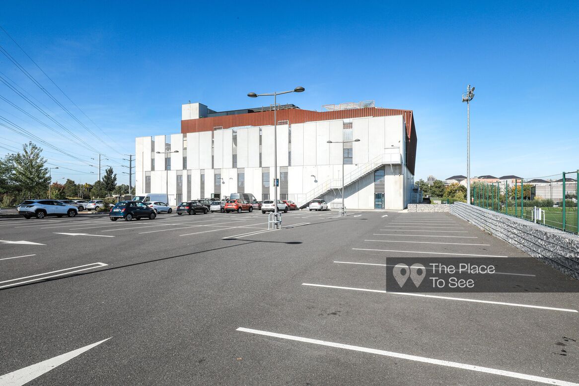 Parking Exterieur