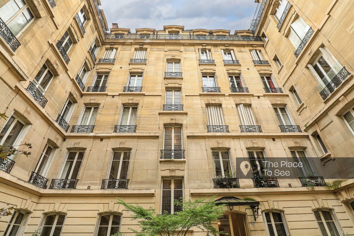 Façade