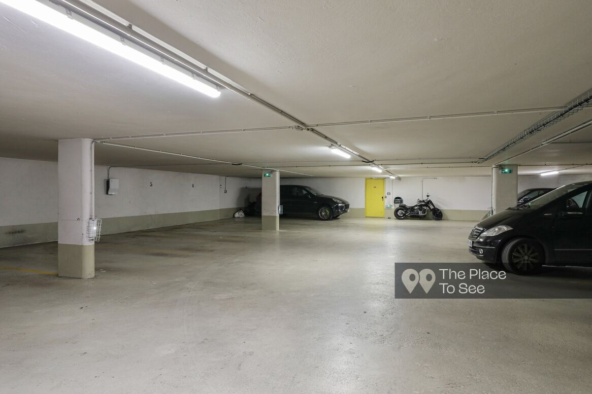 Parking Exterieur