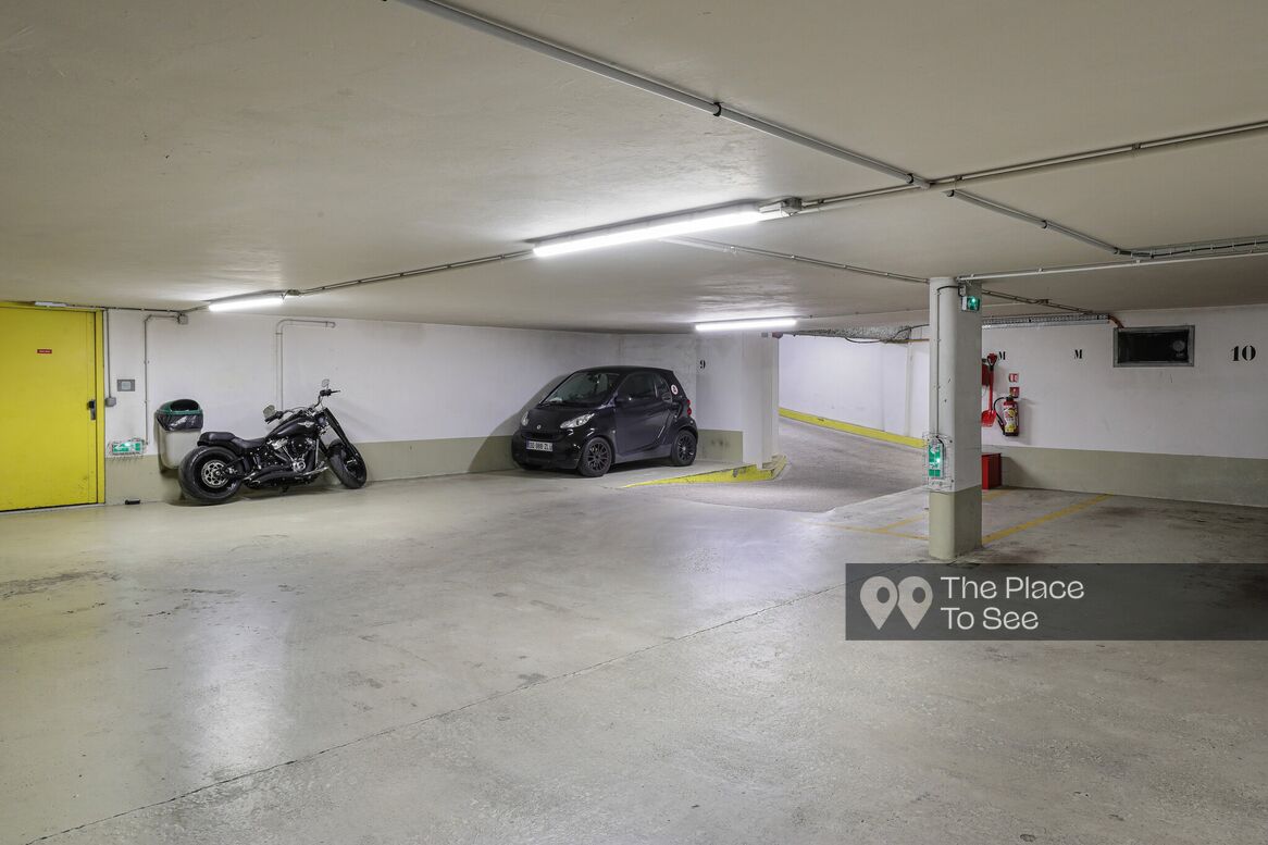 Parking Exterieur