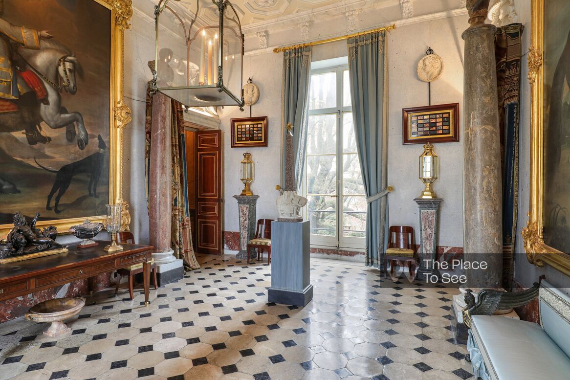Salon