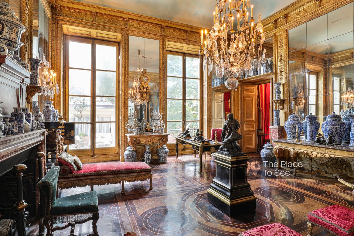 Salon