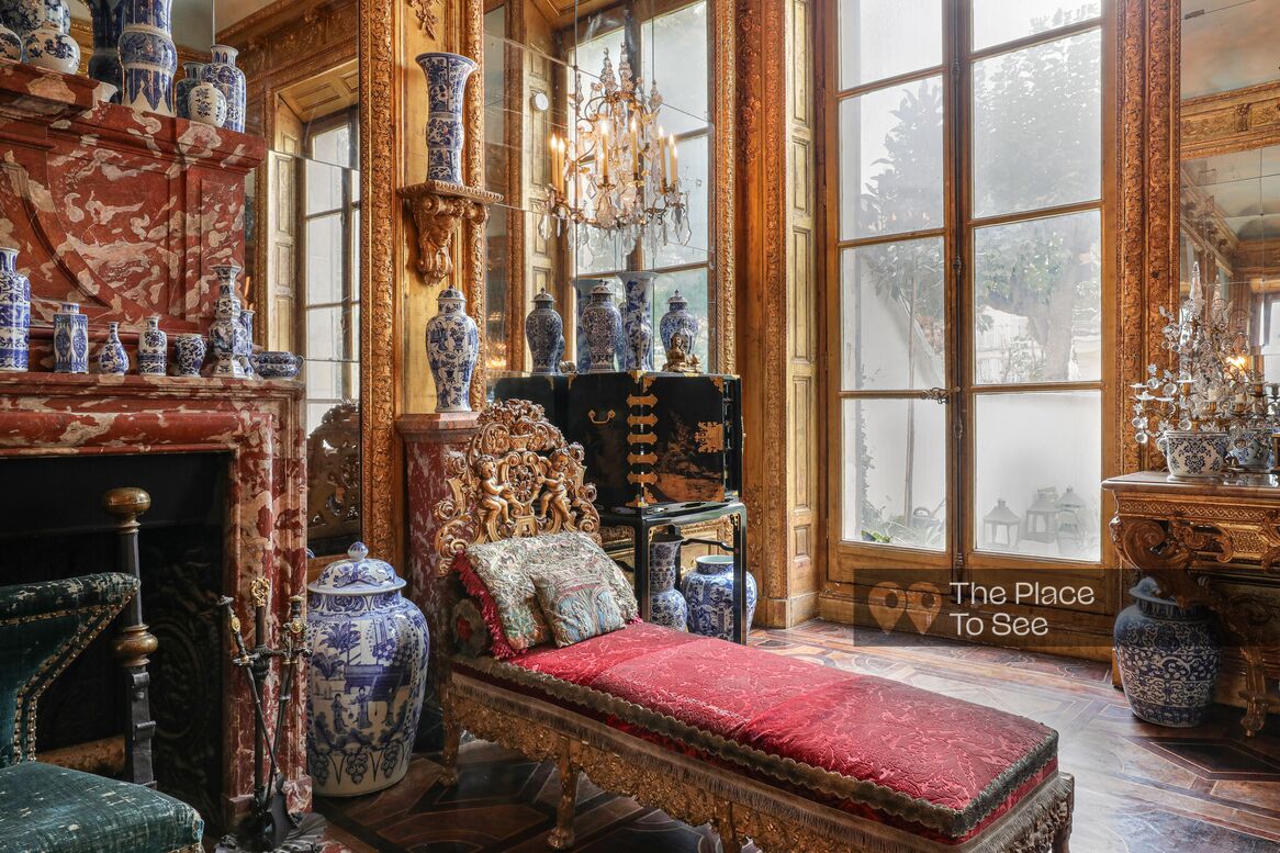 Salon