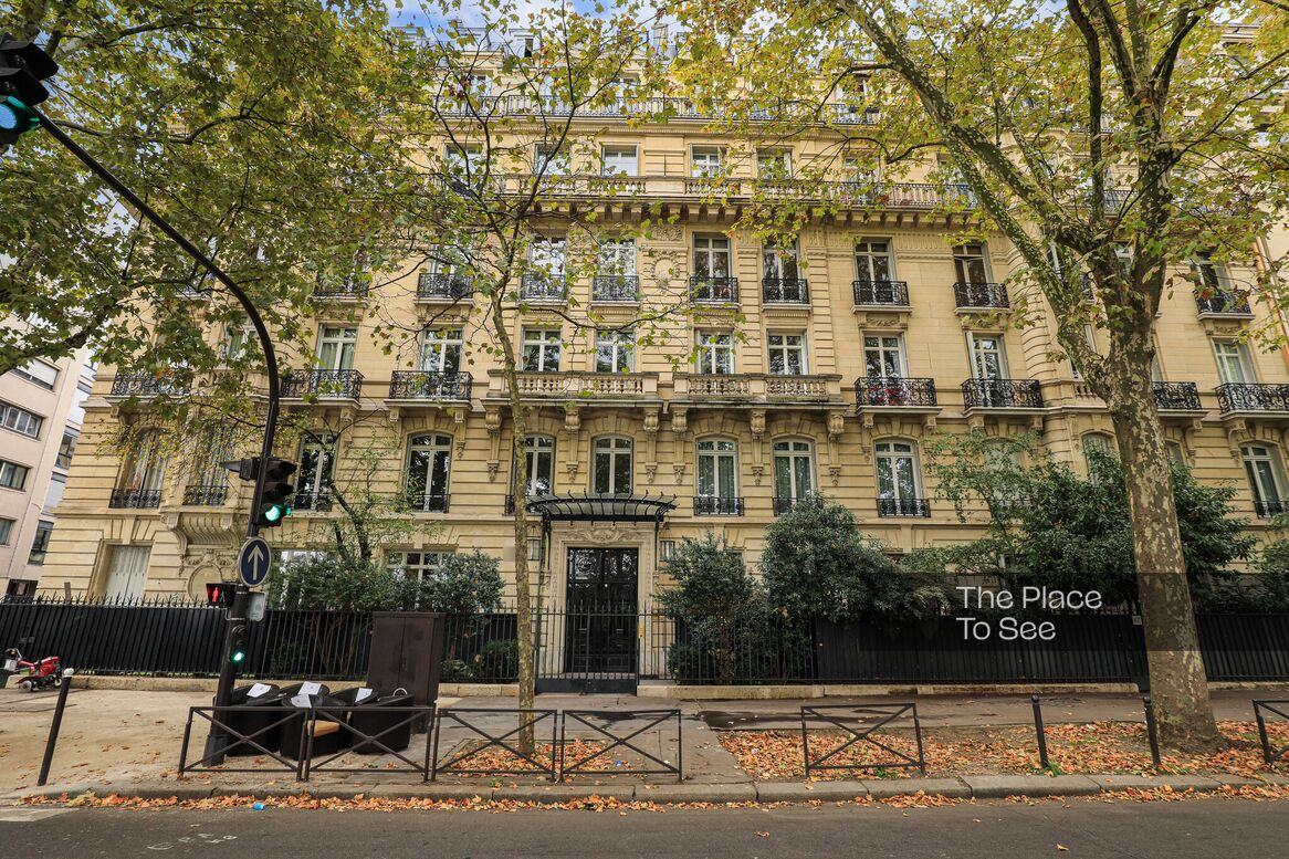 Façade