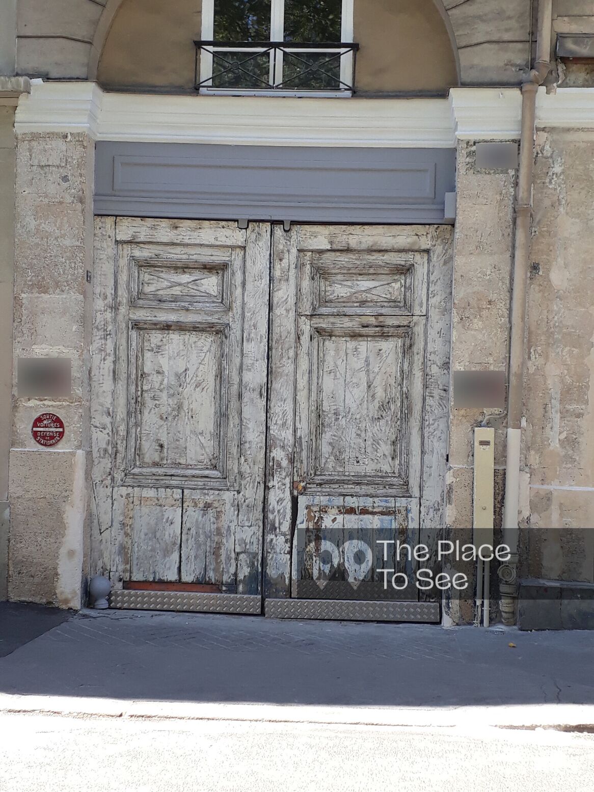 Façade