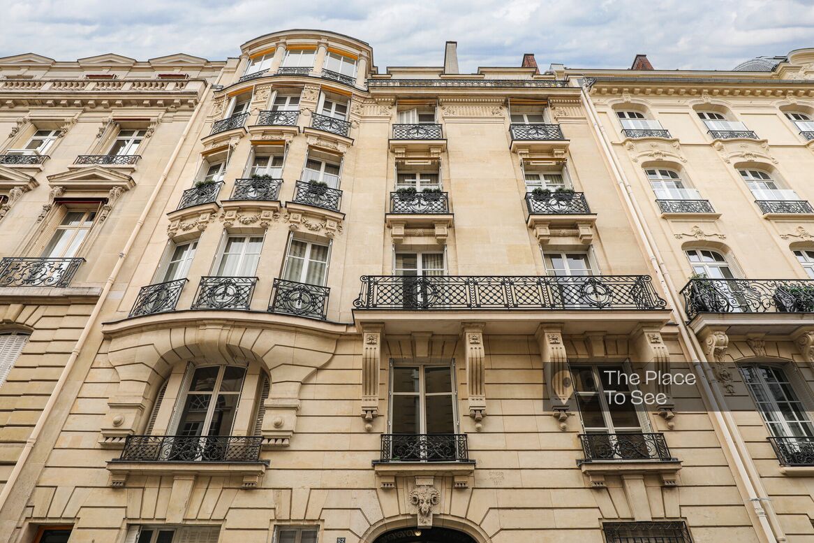 Façade