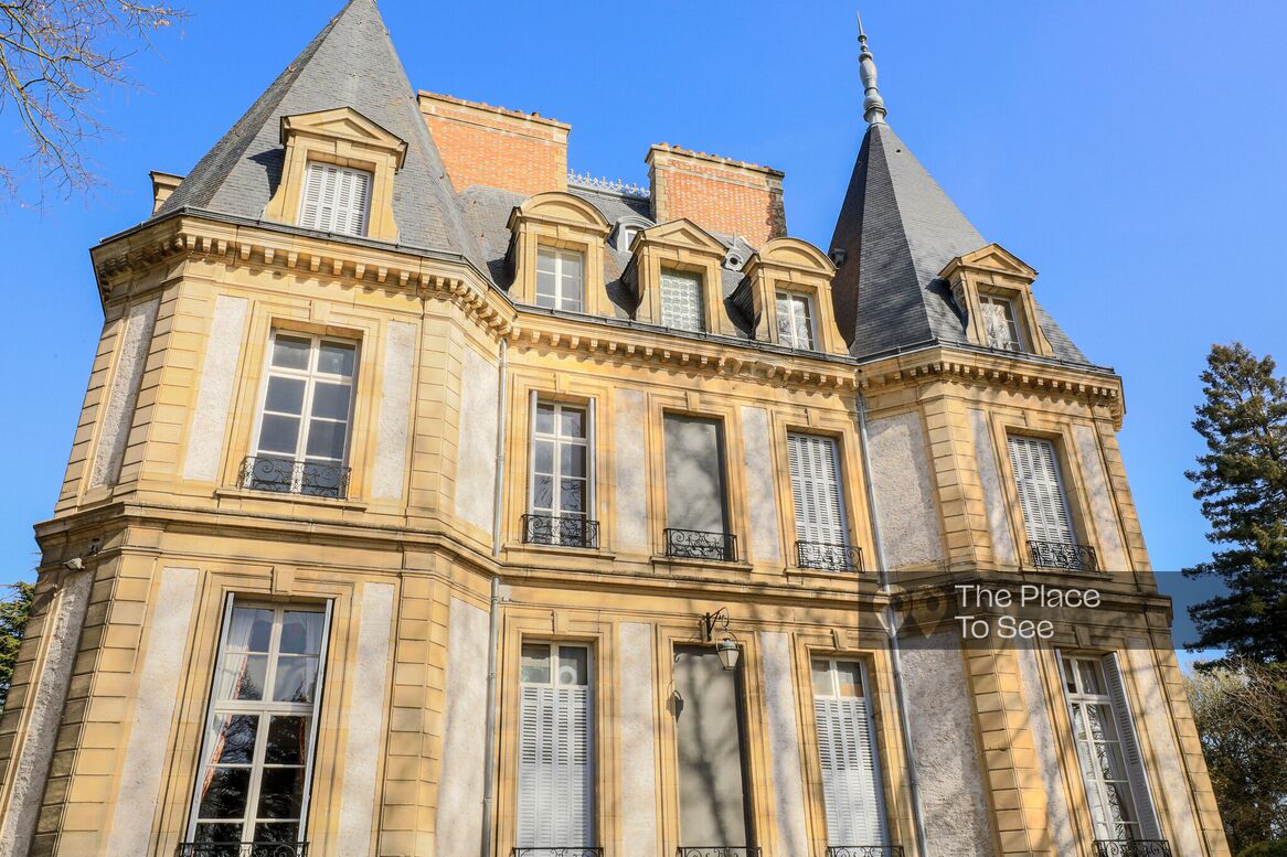 Façade