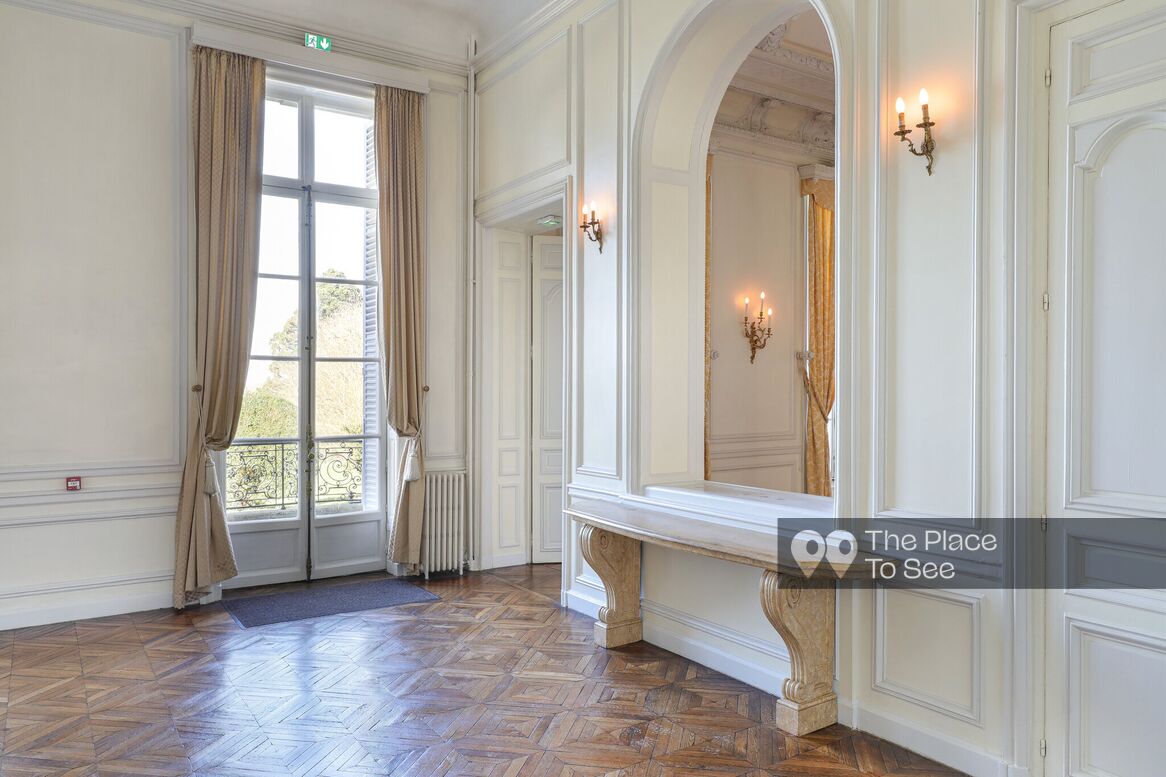 Salon