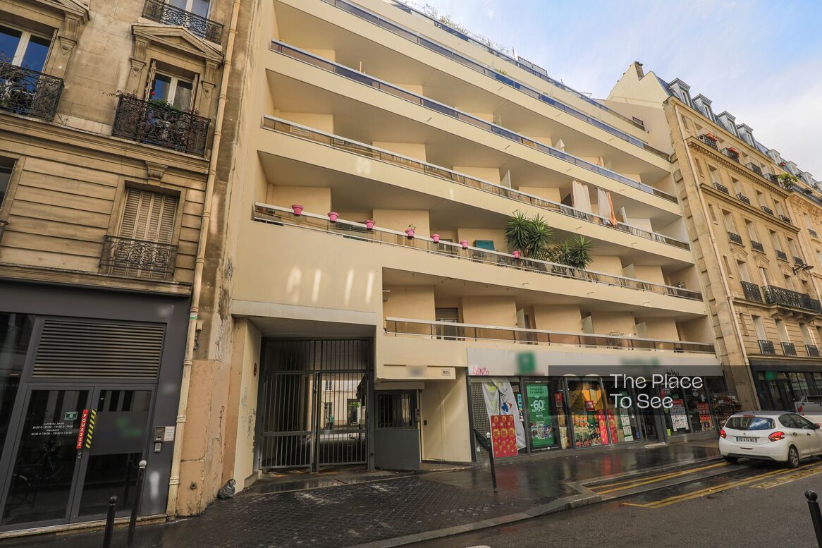 Façade