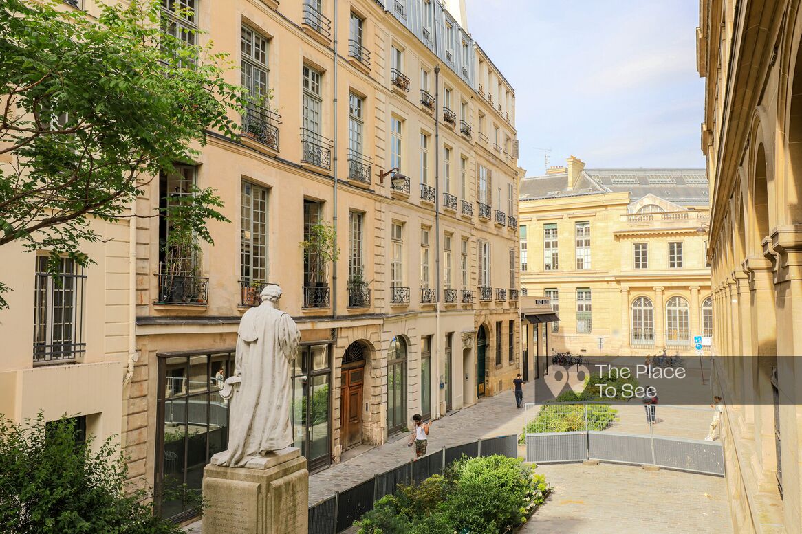 Façade