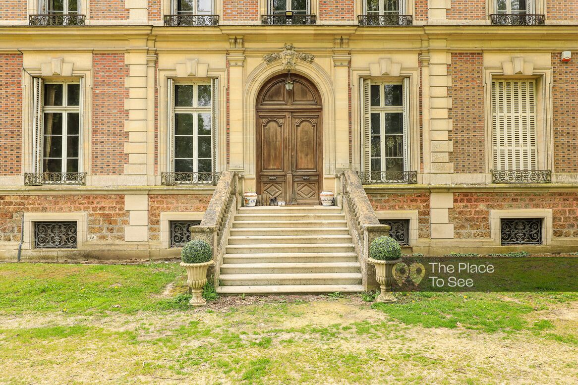 Façade