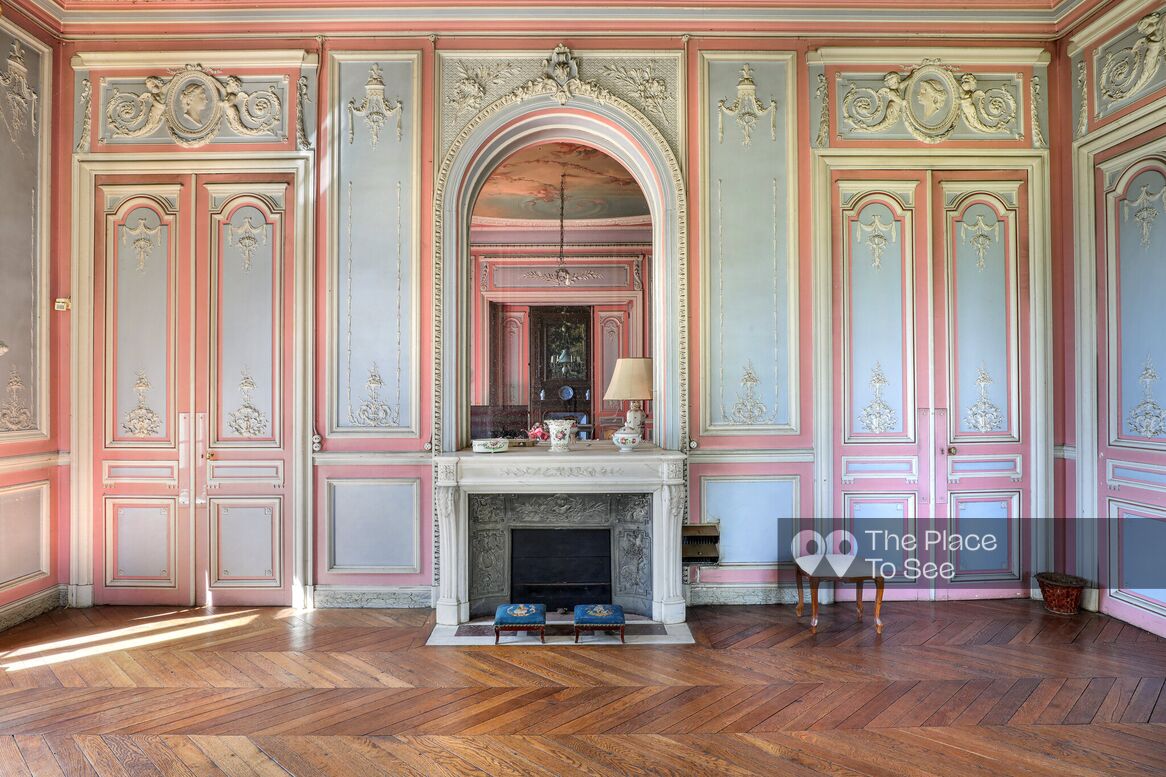 Salon
