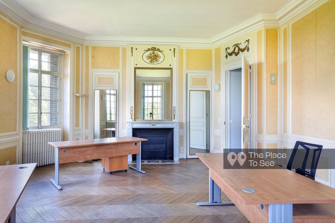 Bureau 1
