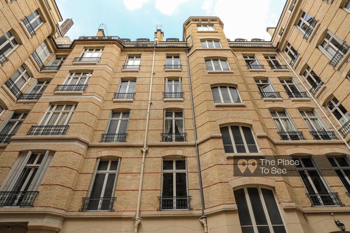 Façade