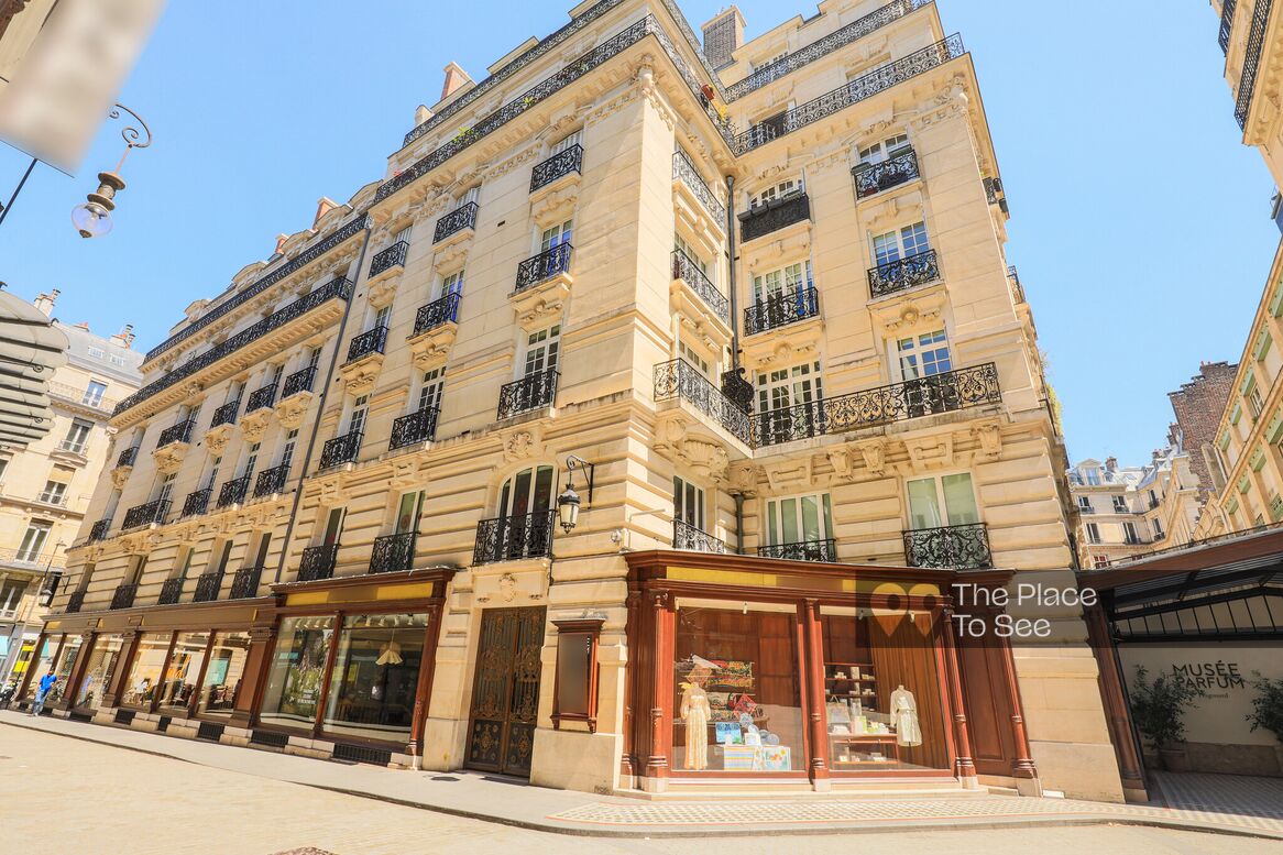 Façade