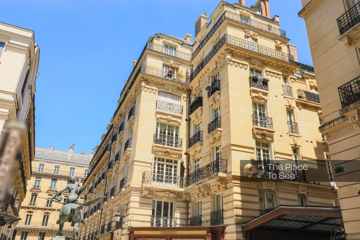 Façade