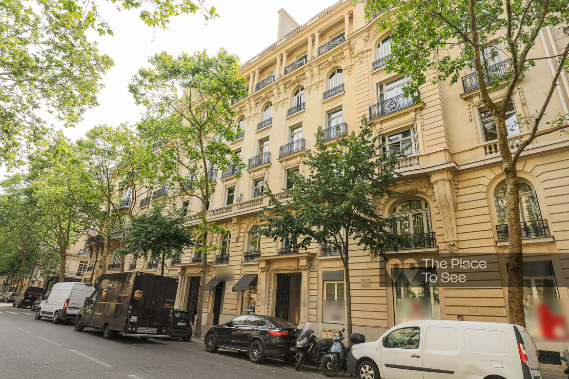 Façade