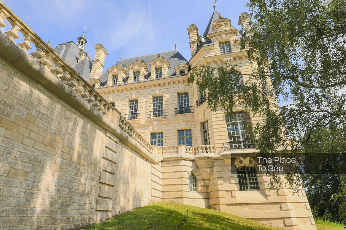 Façade
