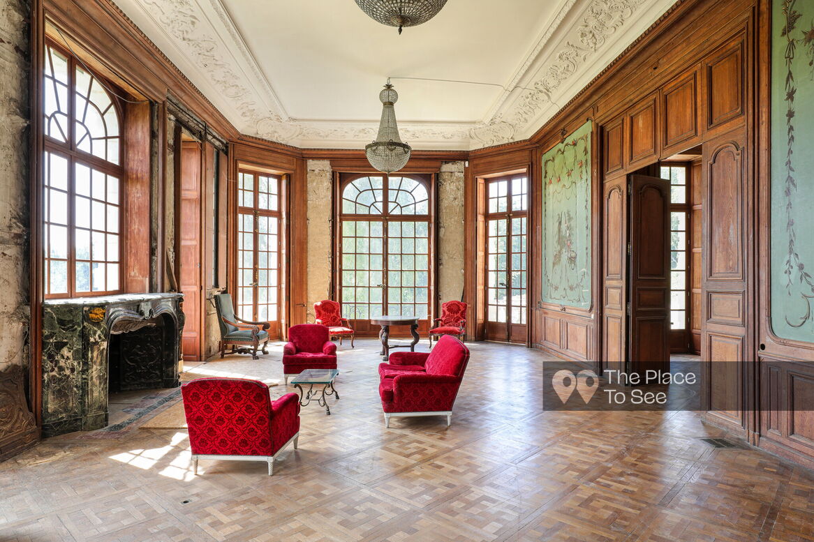 Salon